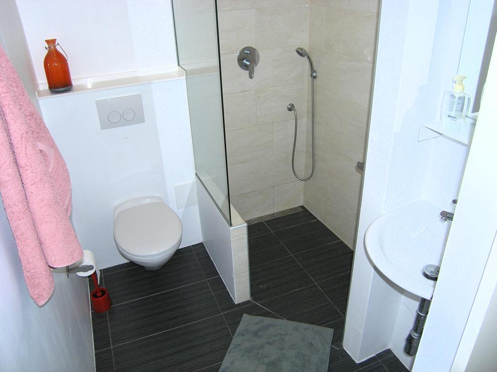 Apartman Kucer คิร์ก ภายนอก รูปภาพ