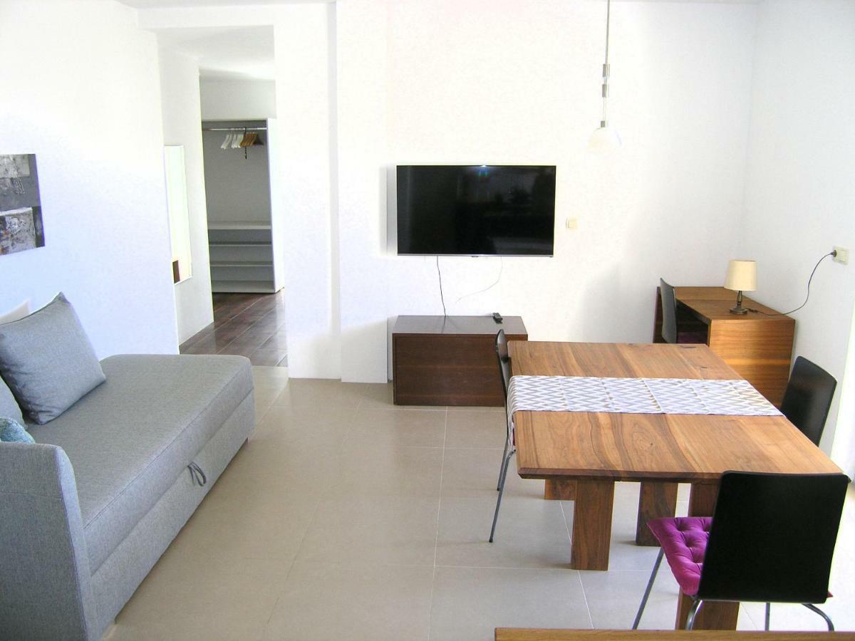 Apartman Kucer คิร์ก ภายนอก รูปภาพ